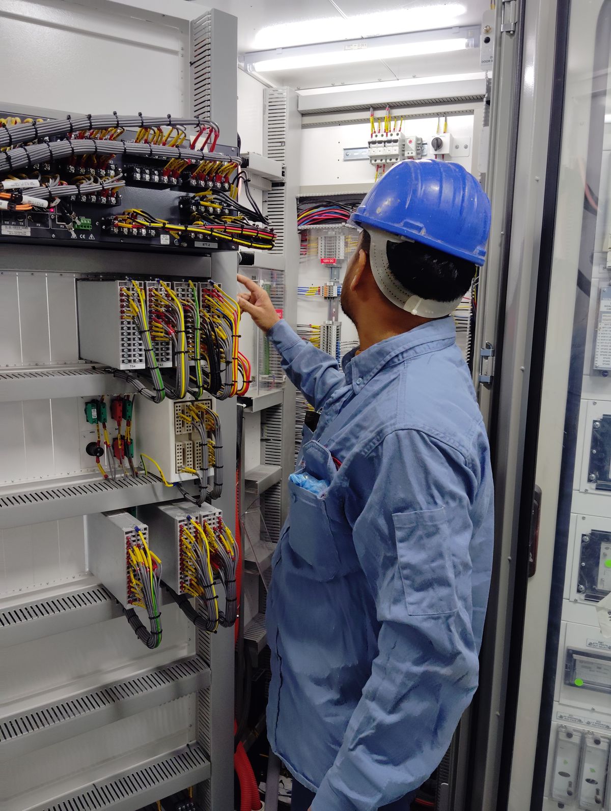 tamirji — Esenler elektrik hizmetleri