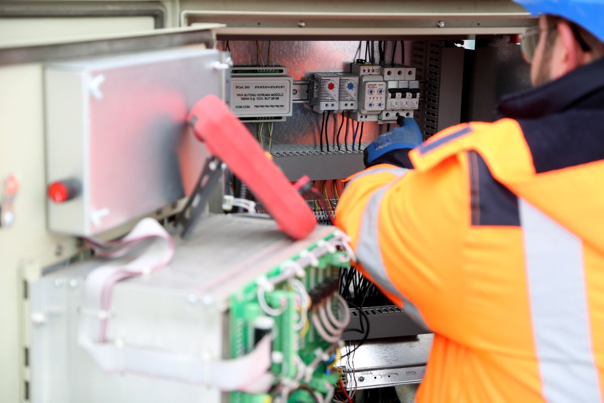tamirji — Bakırköy elektrik hizmetleri
